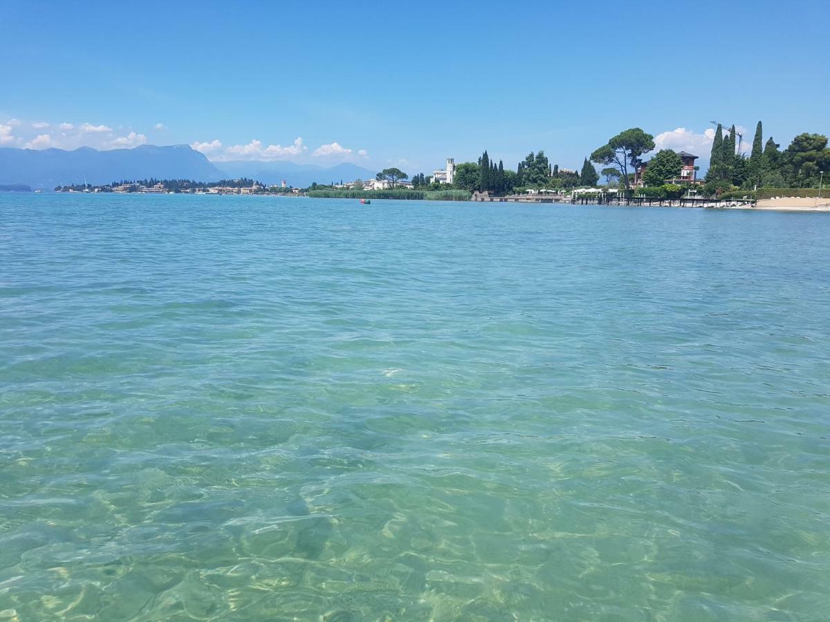 Sky Fort Garda View Σιρμιόνε Εξωτερικό φωτογραφία